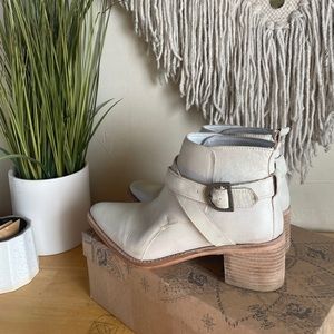 Free People Back Loop Boots Bone 38